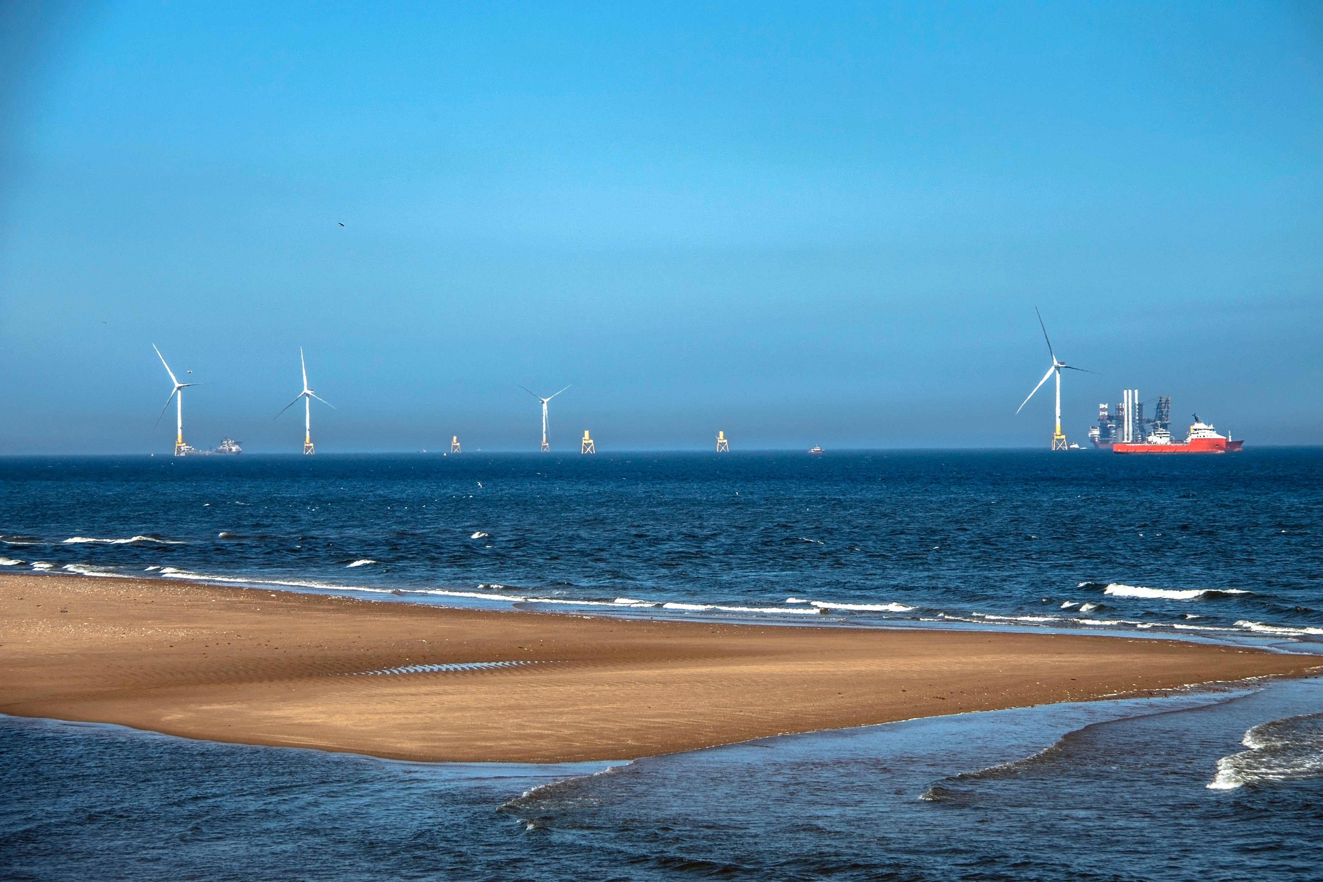 Offshore Wind: shutterstock_1086502865